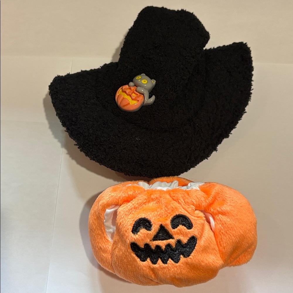 Black and Orange Labubu Halloween Pumpkin Set - Picture 4 of 4